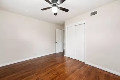 2433 S Austin Avenue, Pearland, TX 77581 - Photo 18
