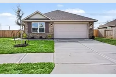 29 Greenbriar Loop, Angleton, TX 77515 - Photo 1