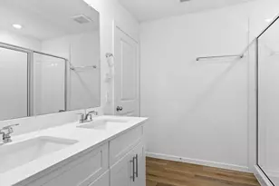 3522 Longhorn Vly St, League City, TX 77573 - Photo 12