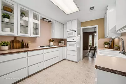 1661 W Sam Houston Parkway S, Houston, TX 77042 - Photo 10