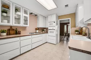 1661 W Sam Houston Pkwy S, Houston, TX 77042 - Photo 10