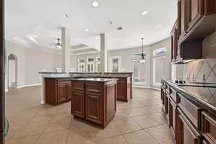 3927 Bowie Bend Ln, Katy, TX 77494 - Photo 10