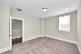 8306 Ginger Oak St, Houston, TX 77055 - Photo 32