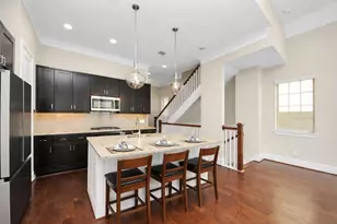 8306 Ginger Oak St, Houston, TX 77055 - Photo 6