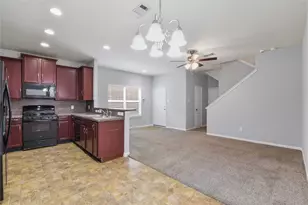 17142 Amarose Dr, Houston, TX 77090 - Photo 10