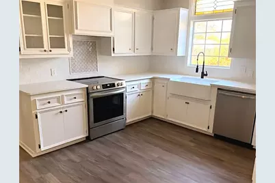 206 Mulberry, Hallettsville, TX 77964 - Photo 6