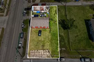 2820 Winnie St, Galveston, TX 77550 - Photo 2