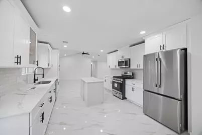 6415 Upshaw Drive, Houston, TX 77396 - Photo 10