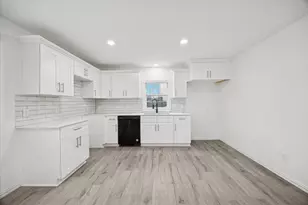 6415 Upshaw Dr, Houston, TX 77396 - Photo 22