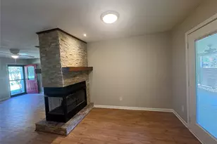 101 Pine Shadows Ln, Coldspring, TX 77331 - Photo 4