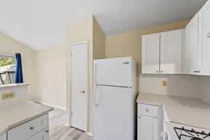 1747 Brickarbor Dr, Katy, TX 77449 - Photo 12