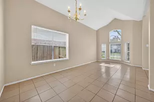 2530 Chestnut Mills Rd, Houston, TX 77067 - Photo 4