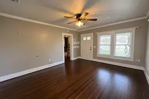 1726 7th St, Rosenberg, TX 77471 - Photo 2
