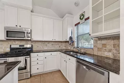 2912 Biscayne Springs Lane, Pearland, TX 77584 - Photo 18