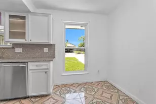 6322 King Post Dr, Houston, TX 77088 - Photo 14