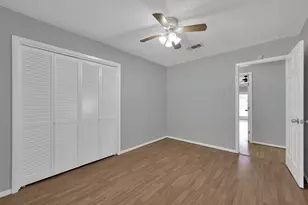27121 Wells Ln, Oak Ridge North, TX 77385 - Photo 16