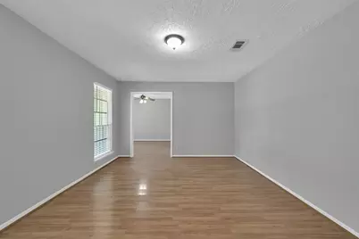 27121 Wells Lane, Oak Ridge North, TX 77385 - Photo 4