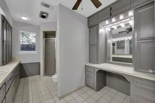 27121 Wells Ln, Oak Ridge North, TX 77385 - Photo 16