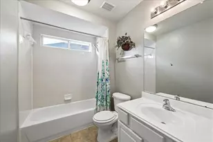 415 Willow Pointe Dr, League City, TX 77573 - Photo 24