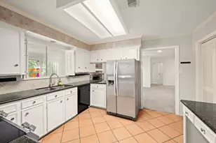 108 Hereford Dr, Conroe, TX 77304 - Photo 10