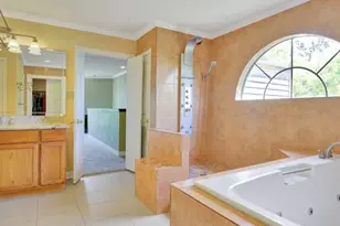 1140 Marina Bay Dr, Kemah, TX 77565 - Photo 38
