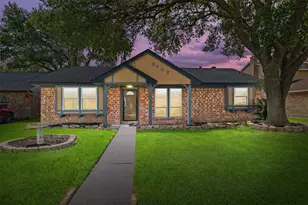 9806 Sagebark Dr, Houston, TX 77089 - Photo 30