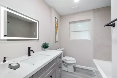 9806 Sagebark Drive, Houston, TX 77089 - Photo 24