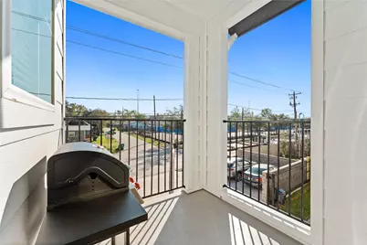 3107 Jensen Dr #B, Houston, TX 77026 - Photo 26