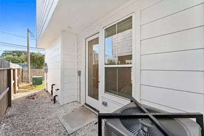 3107 Jensen Dr #B, Houston, TX 77026 - Photo 26