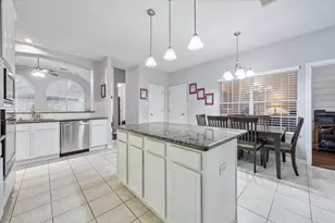 12423 Rutgers Park Ct, Houston, TX 77058 - Photo 14