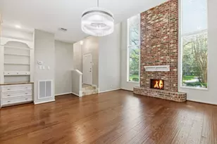 727 Bunker Hill Rd, Houston, TX 77024 - Photo 4