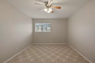 727 Bunker Hill Rd, Houston, TX 77024 - Photo 40