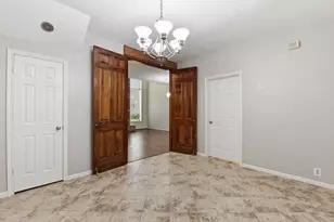 727 Bunker Hill Rd, Houston, TX 77024 - Photo 16