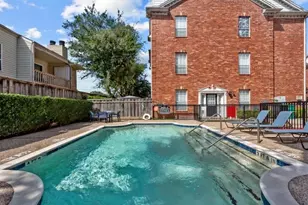 2210 Augusta Dr, Houston, TX 77057 - Photo 2