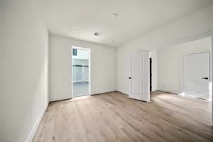 2618 Dennis St, Houston, TX 77004 - Photo 10
