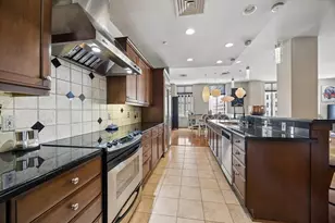 914 Main St, Houston, TX 77002 - Photo 10