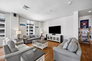 914 Main St, Houston, TX 77002 - Photo 2