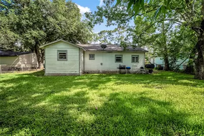 705 Akers Street, Angleton, TX 77515 - Photo 14