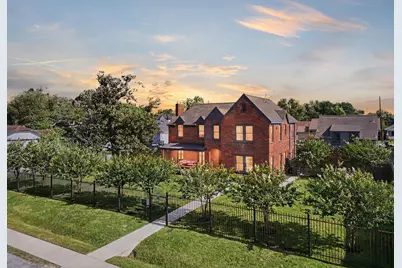 210 Coronado Street, Houston, TX 77009 - Photo 1
