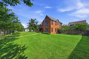 210 Coronado St, Houston, TX 77009 - Photo 36