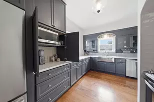 210 Coronado St, Houston, TX 77009 - Photo 8