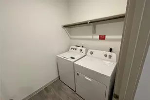 12721 Oxford Gate Dr, Houston, TX 77047 - Photo 6