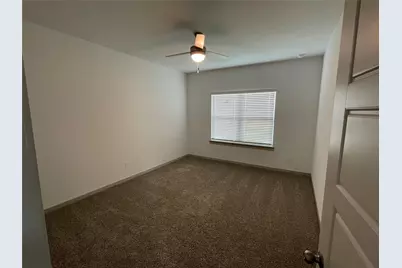 12721 Oxford Gate Drive, Houston, TX 77047 - Photo 8