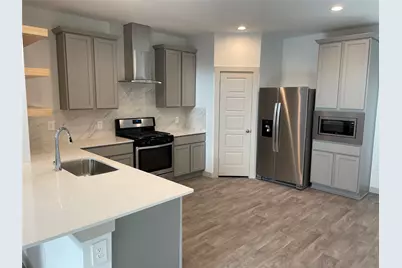 12721 Oxford Gate Drive, Houston, TX 77047 - Photo 4