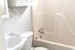 801 8th St, Galveston, TX 77550 - Photo 10