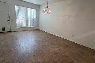 8652 Maplecrest Dr, Houston, TX 77099 - Photo 10
