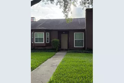 8652 Maplecrest Drive, Houston, TX 77099 - Photo 2