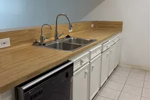 8652 Maplecrest Dr, Houston, TX 77099 - Photo 6