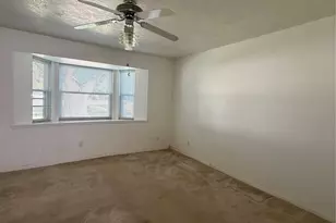 8652 Maplecrest Dr, Houston, TX 77099 - Photo 12