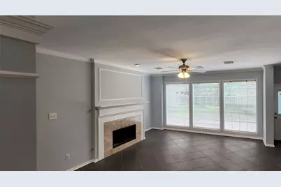 7022 Emerald Glen Drive, Sugar Land, TX 77479 - Photo 6